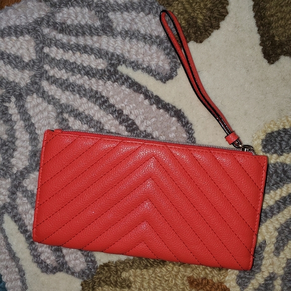 Victoria's Secret Red Quilted Wristlet Clutch - Picture 5 of 6